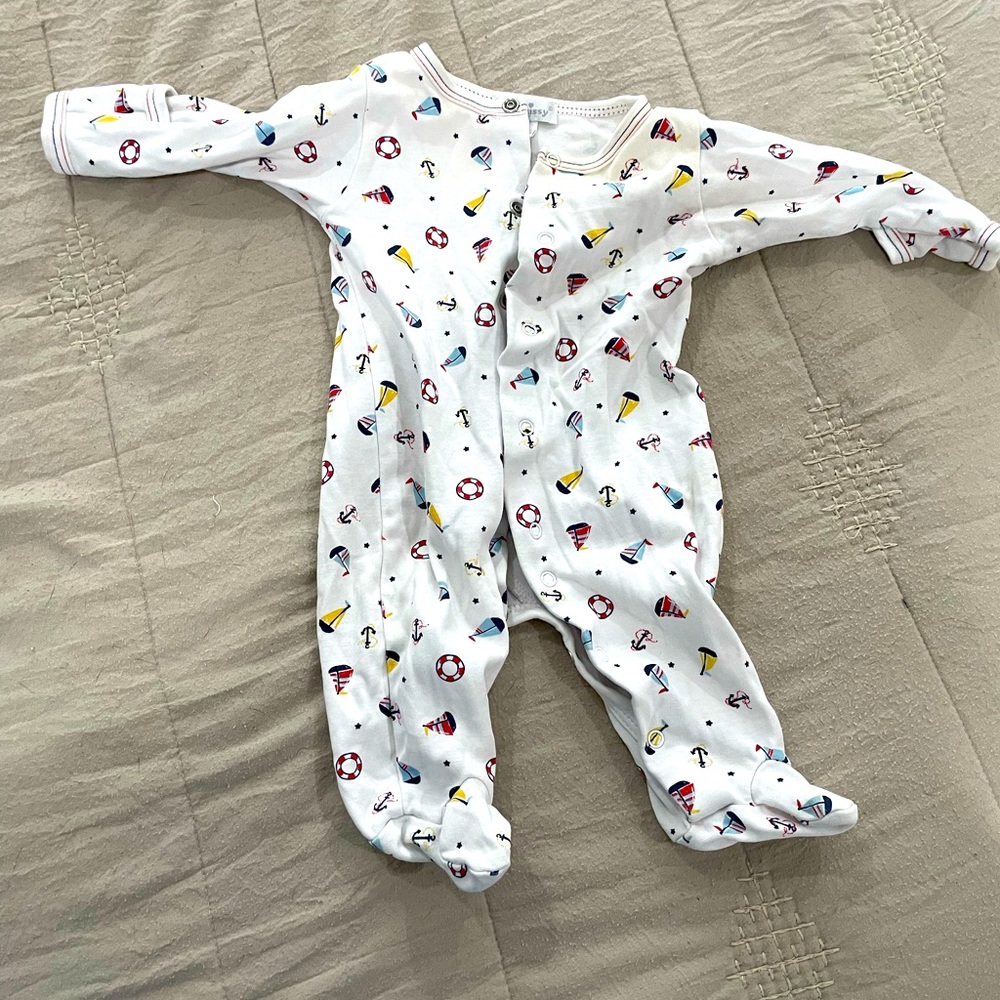 Kissy kissy onesie boat themed size small